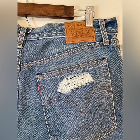 NWOT Levi Premium Wedgie Short - Picture 4 of 5